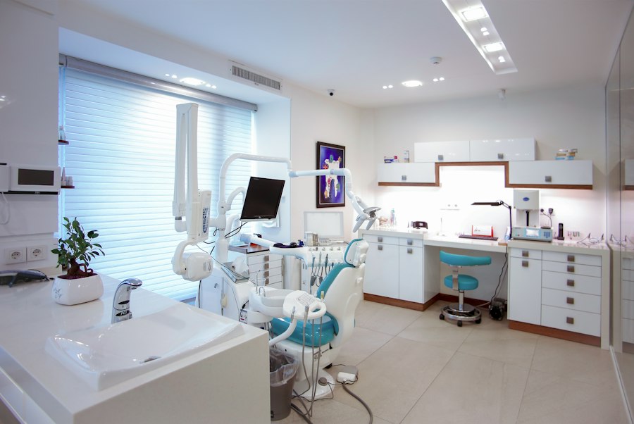 آنگل ایمپلنت ۲۰:۱ فایبراپتیک کروکو